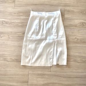 white satin slit skirt 🕊
